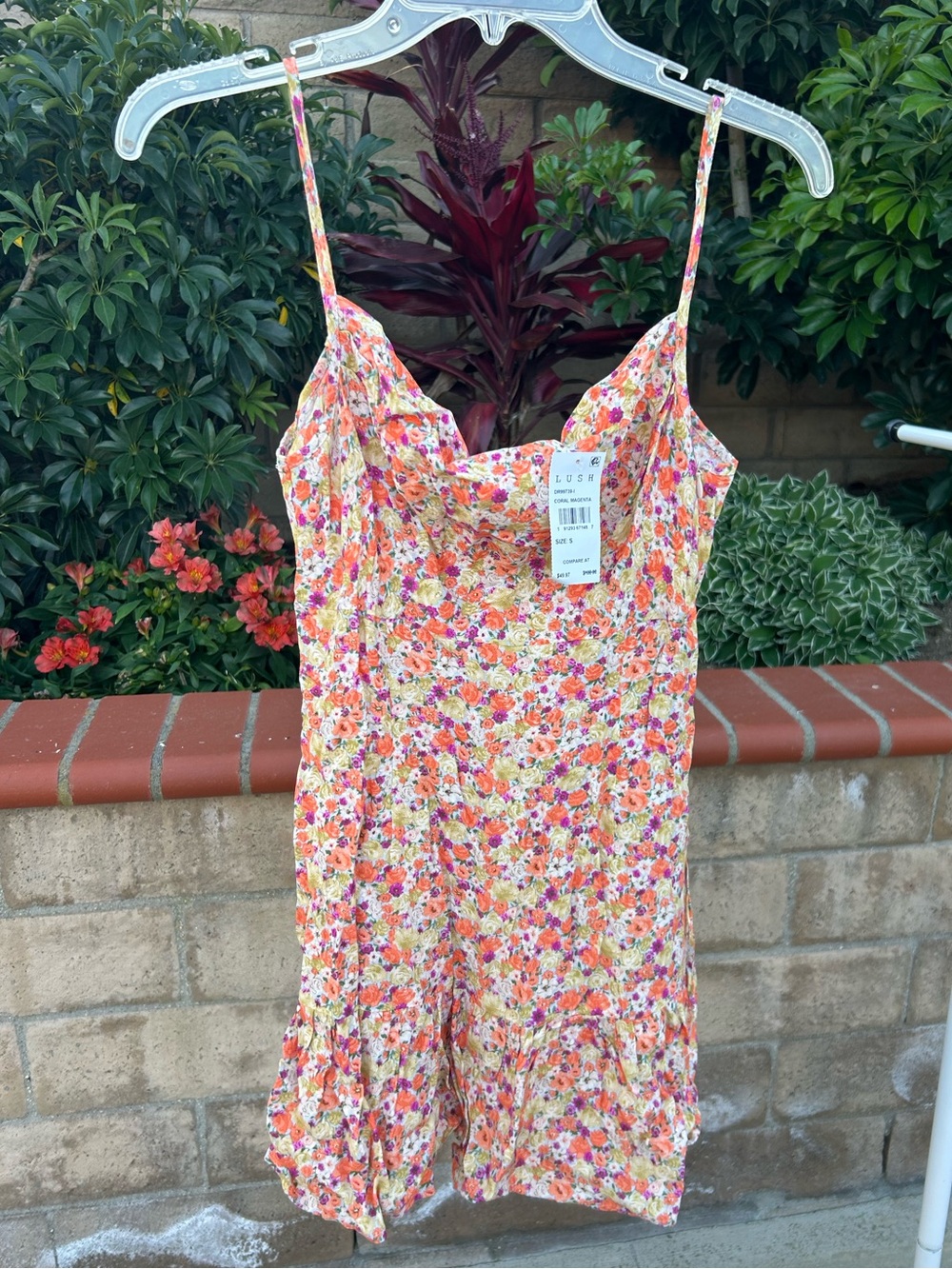 NWT Lush Dress Size S